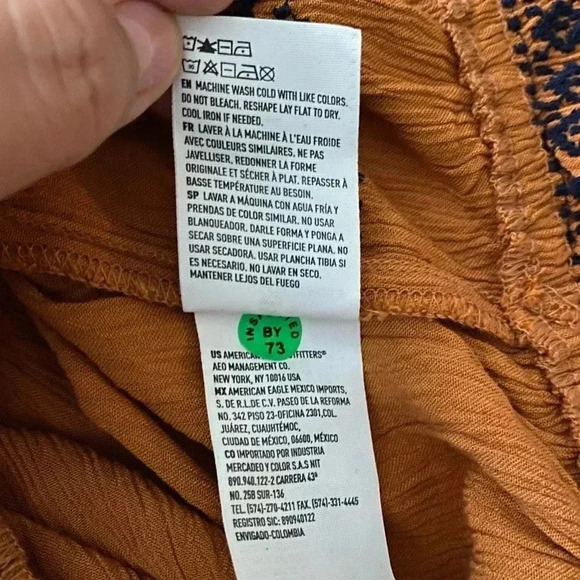 🆕 AE Rust Embroidered Crop Top XL🆕 - Picture 11 of 11